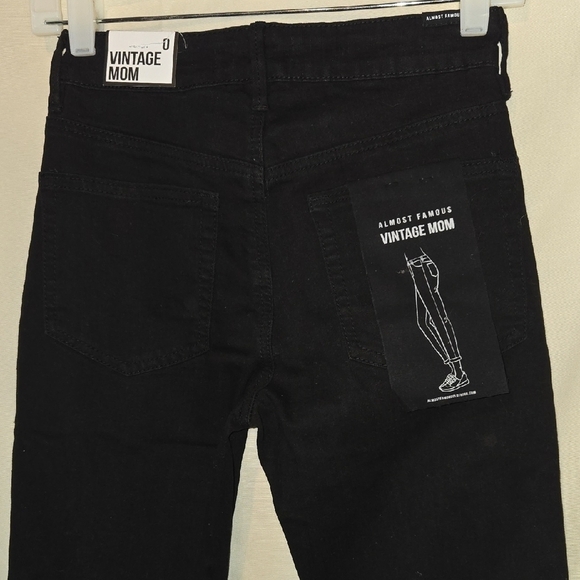 Almost Famous Black Distressed Vintage Mom Jeans Size 0 - Picture 6 of 8